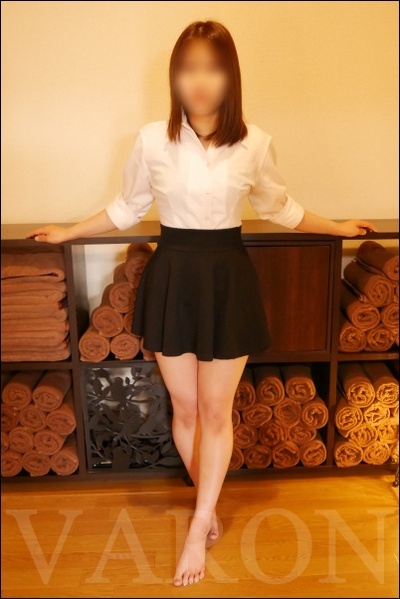 安城 抜き VARON（バロン）　結菜